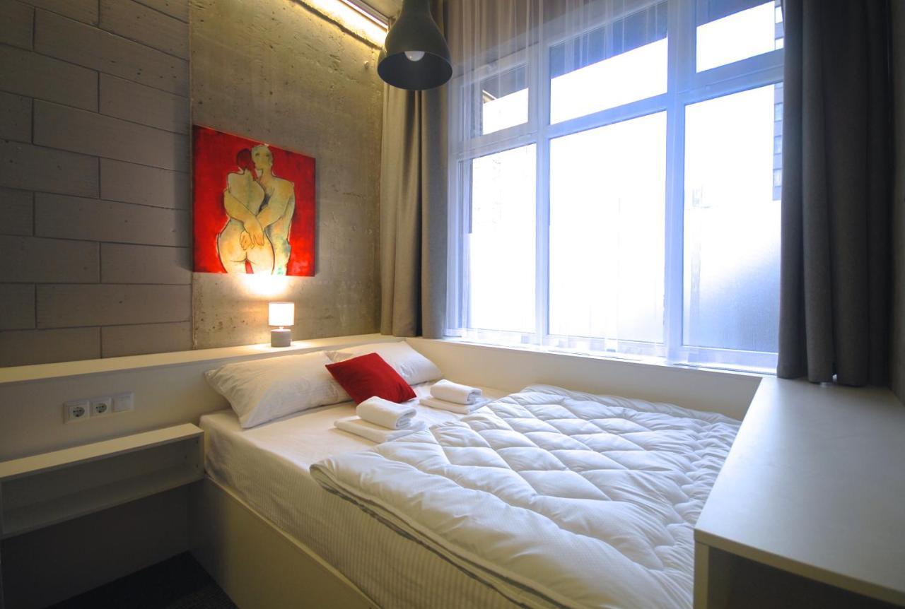 Cubby Hotel 利沃夫 外观 照片